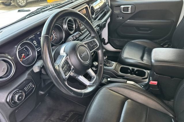 2021 Jeep Wrangler Unlimited Sahara Altitude 4x4