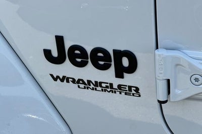 2021 Jeep Wrangler Unlimited Sahara Altitude 4x4