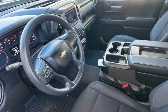 2022 Chevrolet Silverado 1500 Crew Cab Short Box 4-Wheel Drive Custom