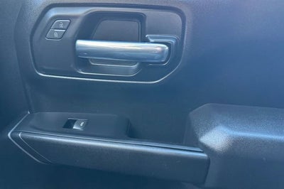 2022 Chevrolet Silverado 1500 Crew Cab Short Box 4-Wheel Drive Custom