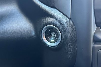 2022 Chevrolet Silverado 1500 Crew Cab Short Box 4-Wheel Drive Custom