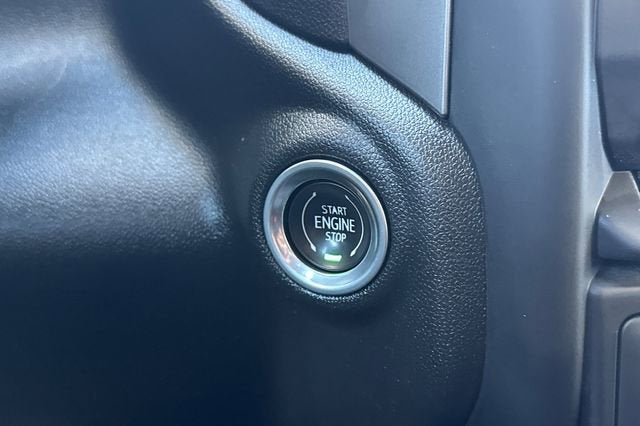 2022 Chevrolet Silverado 1500 Crew Cab Short Box 4-Wheel Drive Custom