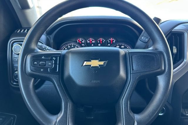 2022 Chevrolet Silverado 1500 Crew Cab Short Box 4-Wheel Drive Custom