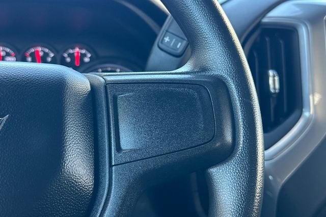 2022 Chevrolet Silverado 1500 Crew Cab Short Box 4-Wheel Drive Custom