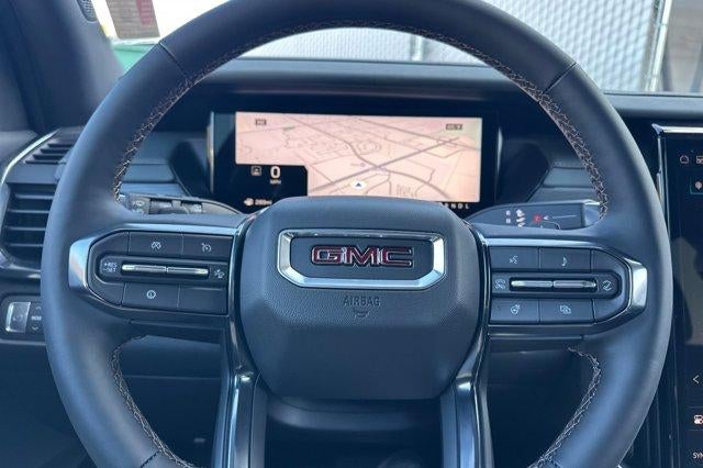 2026 GMC Acadia AWD AT4