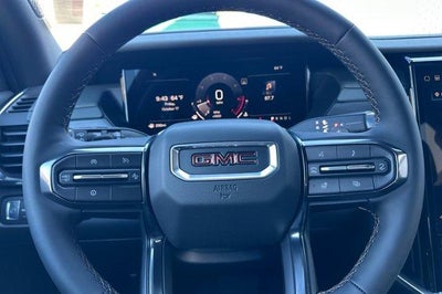 2026 GMC Acadia AWD AT4