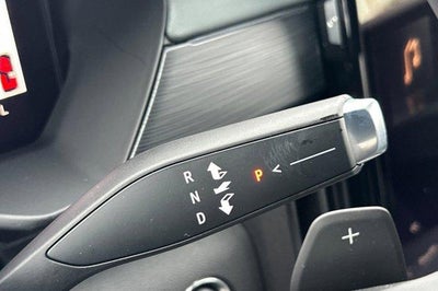 2026 GMC Acadia AWD AT4