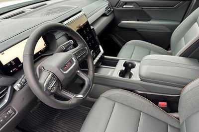 2026 GMC Acadia AWD AT4