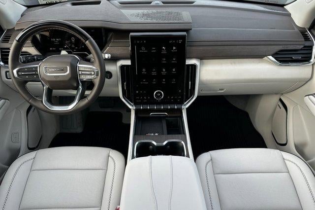 2026 GMC Acadia AWD Denali