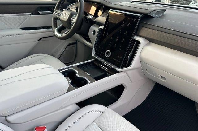 2026 GMC Acadia AWD Denali