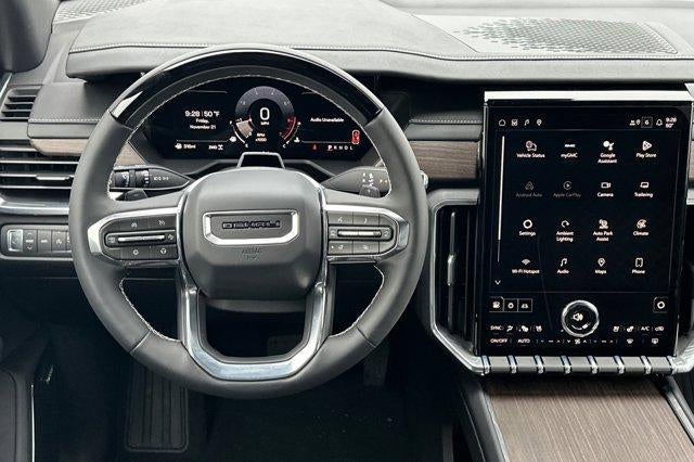 2026 GMC Acadia AWD Denali