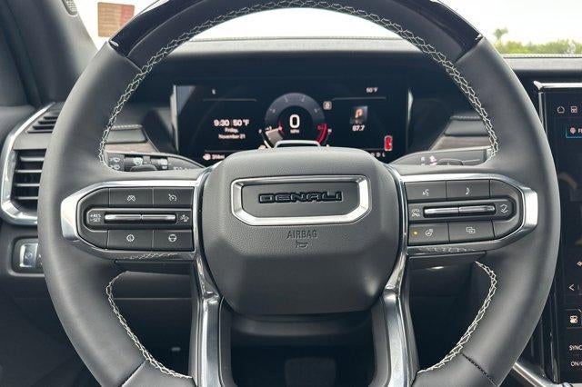 2026 GMC Acadia AWD Denali