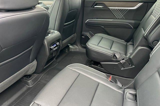 2026 GMC Acadia AWD Denali