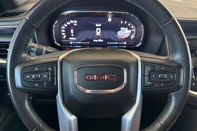 2023 GMC Yukon SLT