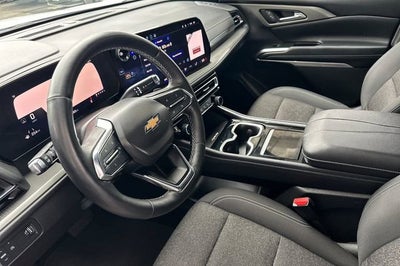 2024 Chevrolet Traverse LT