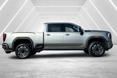 2026 GMC Sierra 3500 HD Denali Ultimate