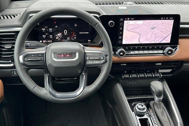 2025 GMC Canyon 4WD AT4