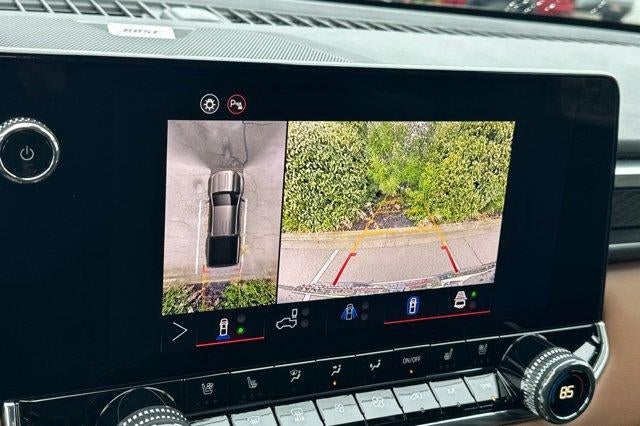 2025 GMC Canyon 4WD AT4