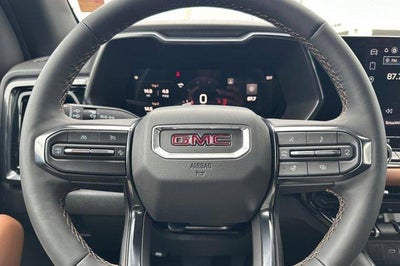 2025 GMC Canyon 4WD AT4