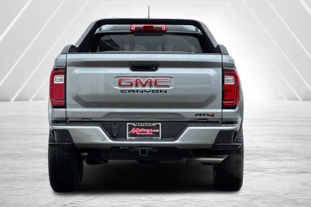 2025 GMC Canyon 4WD AT4