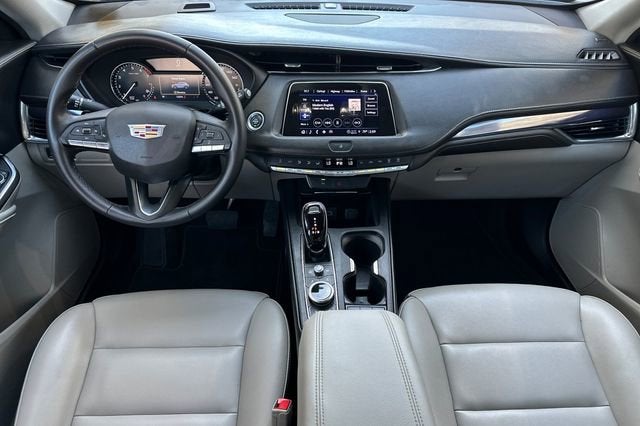 2023 Cadillac XT4 Luxury