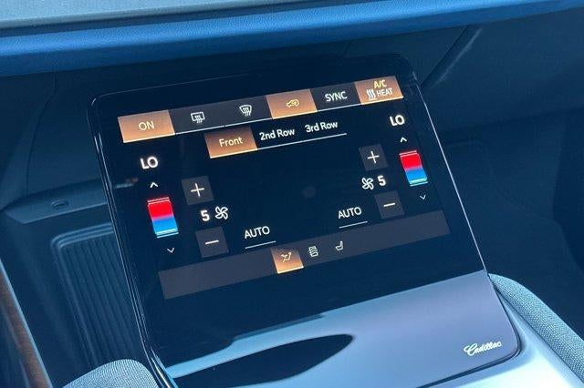 2026 Cadillac VISTIQ AWD 4dr Premium Luxury