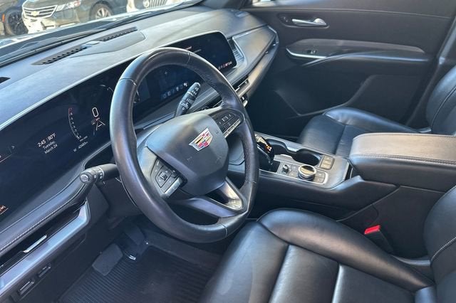 2024 Cadillac XT4 Premium Luxury