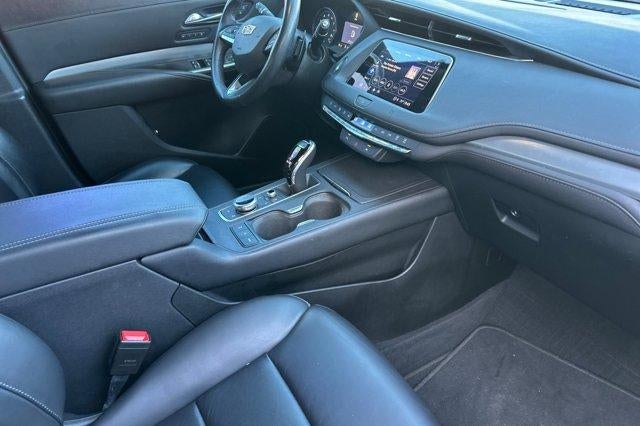 2021 Cadillac XT4 FWD 4dr Premium Luxury