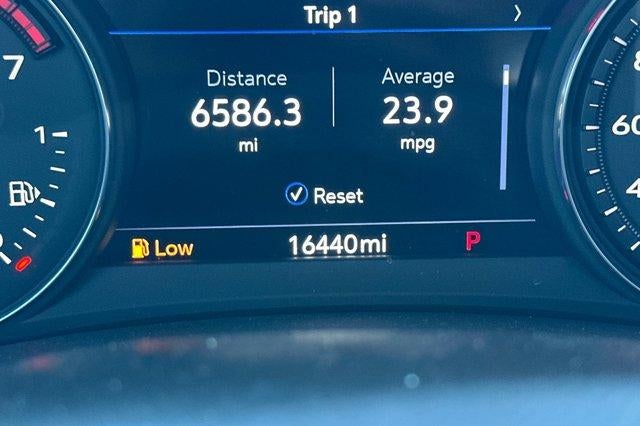 2021 Cadillac XT4 FWD 4dr Premium Luxury