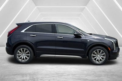 2022 Cadillac XT4 FWD 4dr Premium Luxury