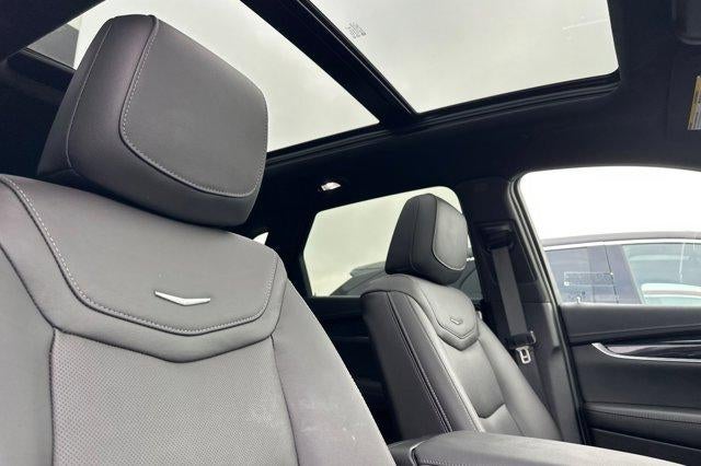 2025 Cadillac XT5 FWD 4dr Premium Luxury