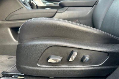 2025 Cadillac XT5 FWD 4dr Premium Luxury