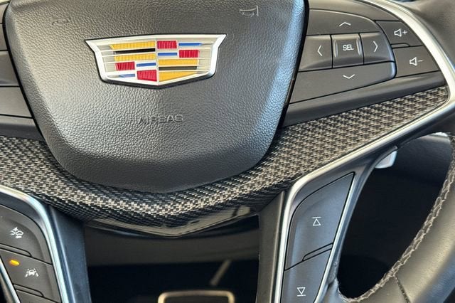 2025 Cadillac XT5 Sport