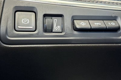 2025 Cadillac XT5 Sport