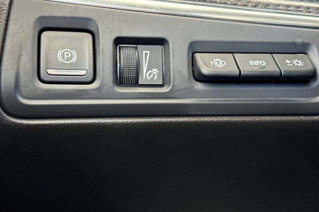 2025 Cadillac XT5 Sport
