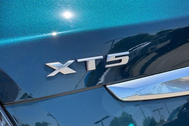 2025 Cadillac XT5 Sport