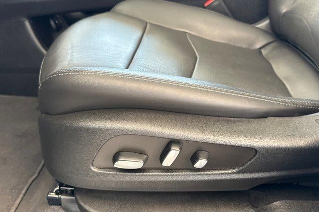 2022 Cadillac XT5 AWD 4dr Sport