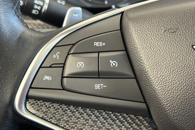 2022 Cadillac XT5 AWD 4dr Sport