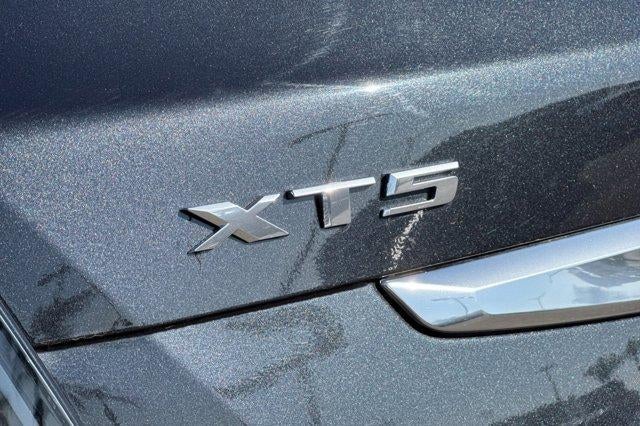2022 Cadillac XT5 AWD 4dr Sport