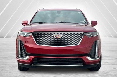 2025 Cadillac XT6 Luxury