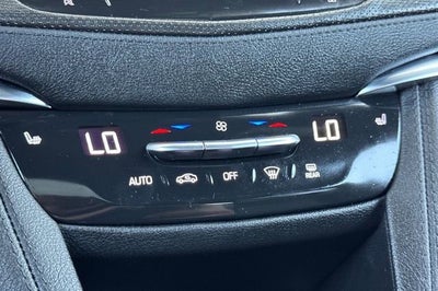 2025 Cadillac XT6 Luxury