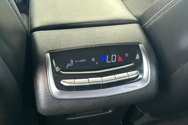 2024 Cadillac XT6 Luxury