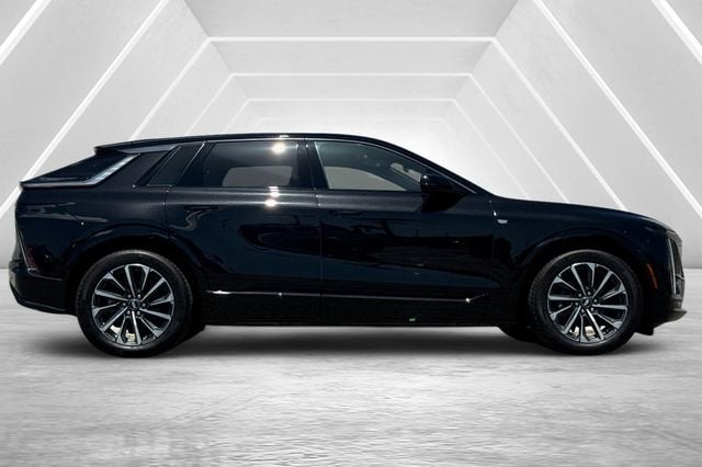 2024 Cadillac LYRIQ Sport 1