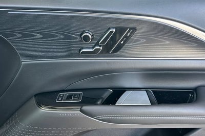 2024 Cadillac LYRIQ Sport 1