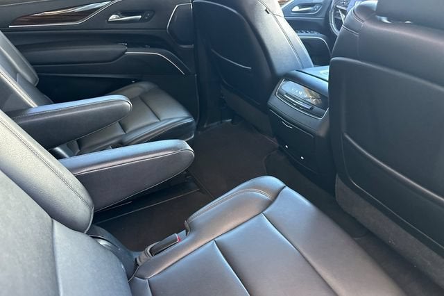 2021 Cadillac Escalade ESV Luxury