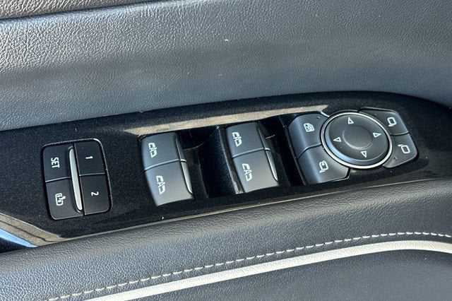 2022 Cadillac Escalade ESV Premium Luxury