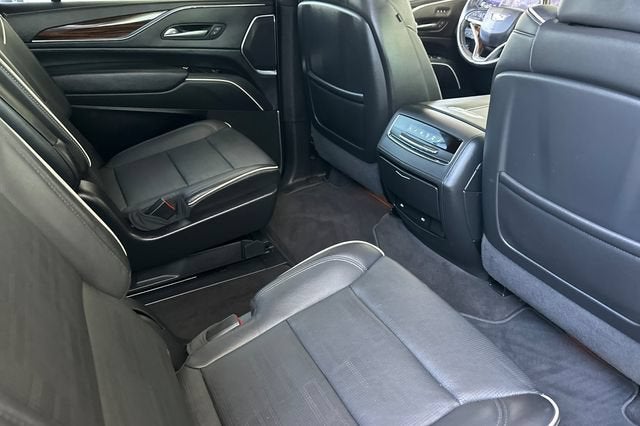 2022 Cadillac Escalade ESV Premium Luxury