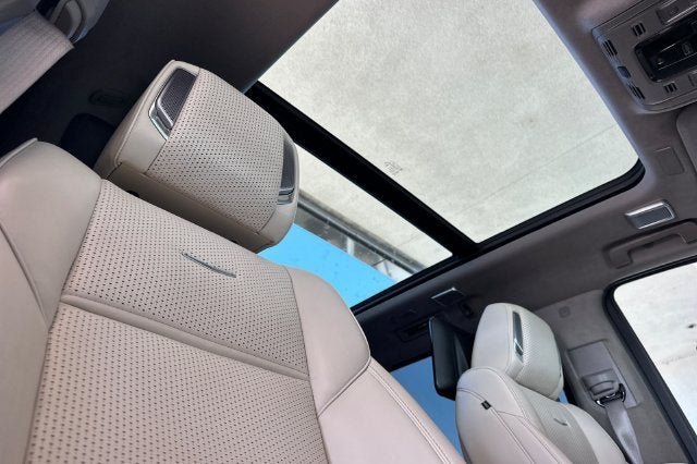 2025 Cadillac Escalade ESV Sport Platinum