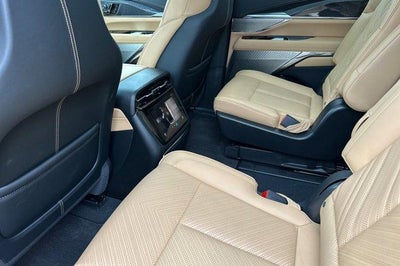 2025 Cadillac ESCALADE IQ AWD Sport 2