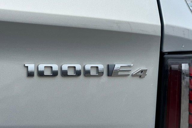 2025 Cadillac ESCALADE IQ AWD Sport 2